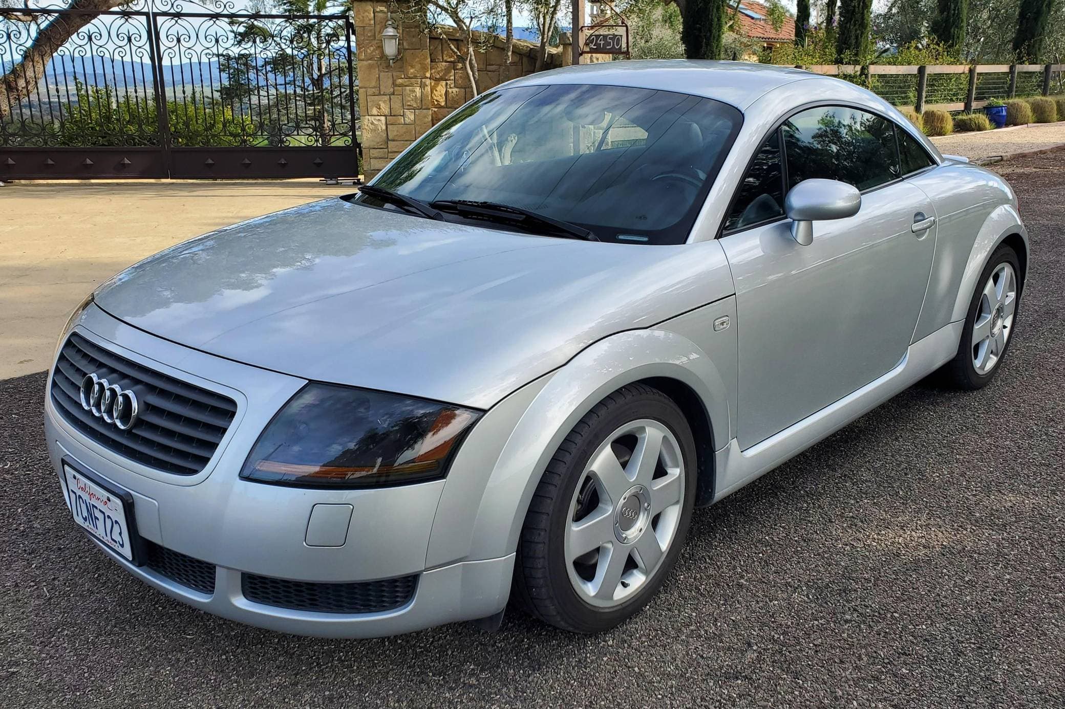 2001 Audi TT sold for $11,500