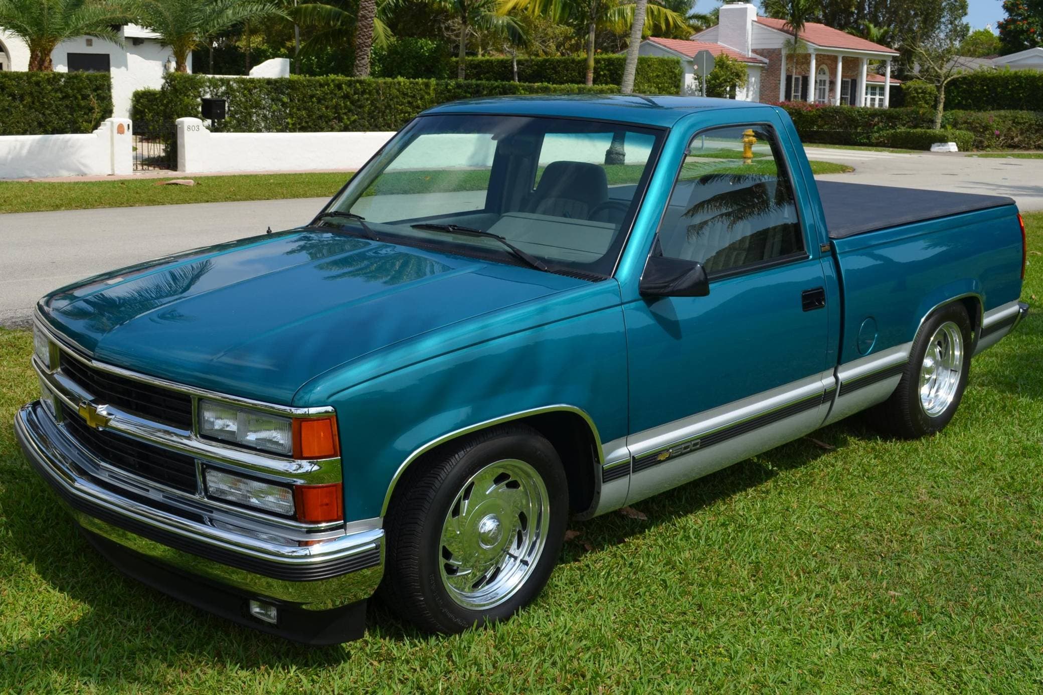 1994 Chevrolet C/K Series sold for $18,500