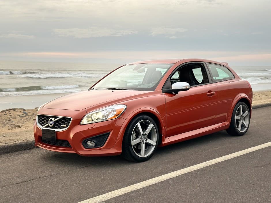 2012 Volvo C30 sold for $16,750