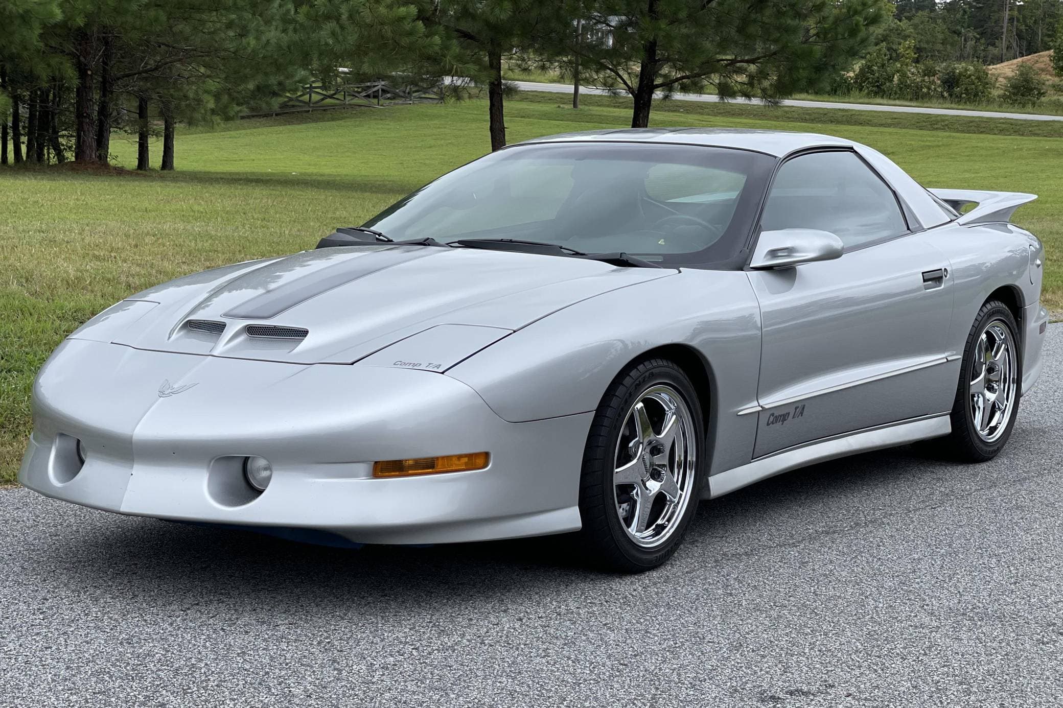 1995 Pontiac Firebird sold for $15,750