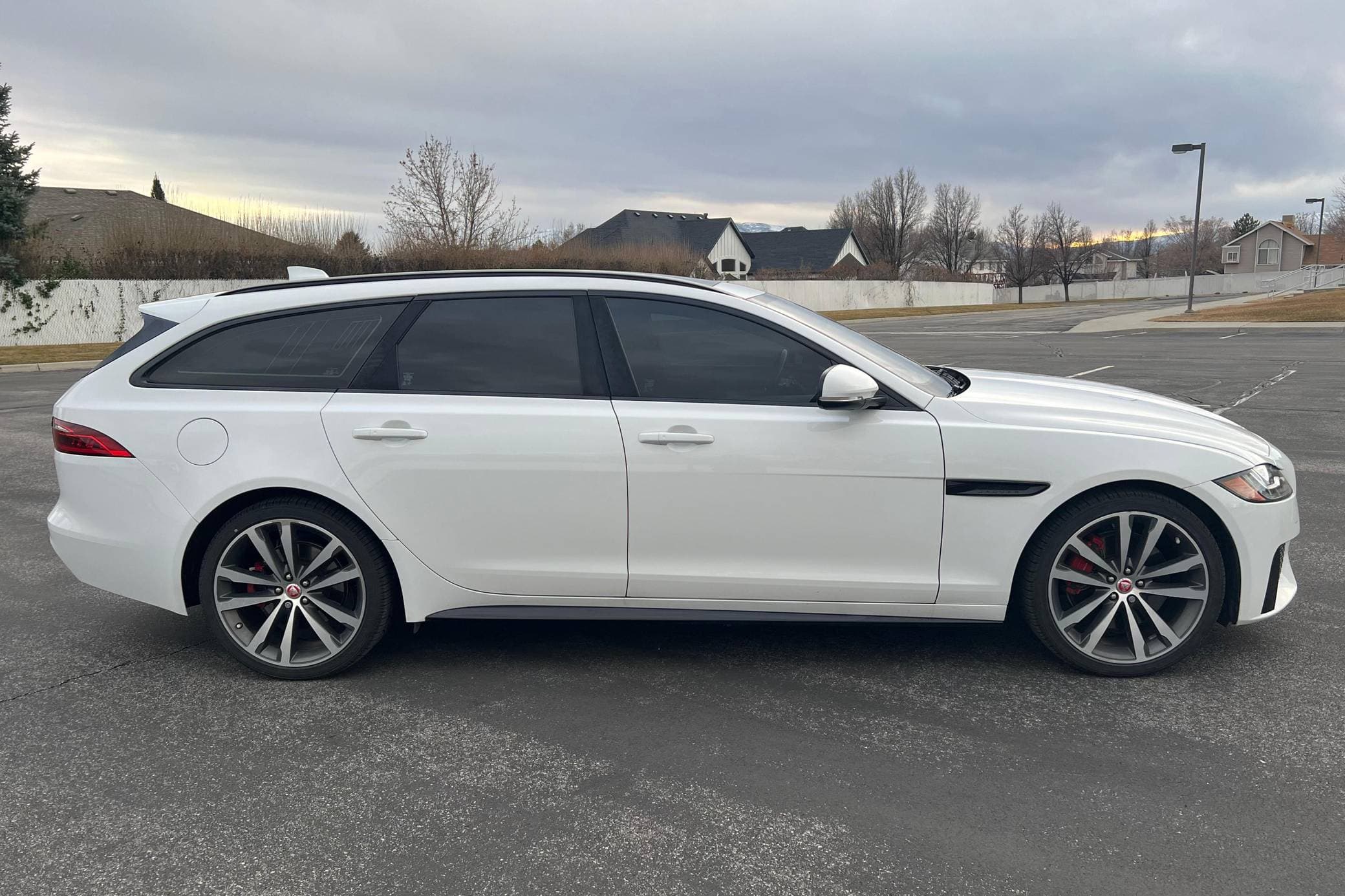 2018 Jaguar XF sold for $33,250