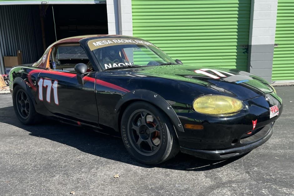 1999 Mazda NB MX-5 Miata sold for $13,000
