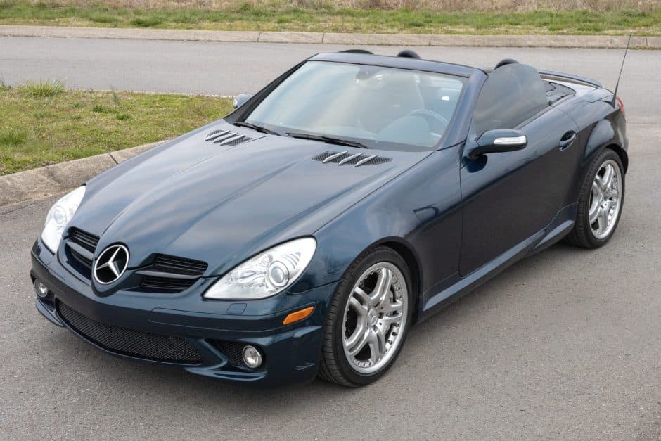 2006 Mercedes-Benz SLK-Class sold for $31,000