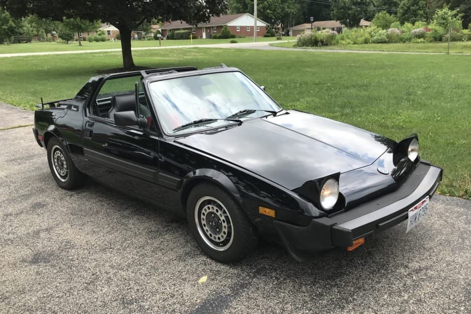 1987 Fiat X1/9 sold for $9,200