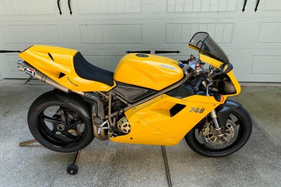1999 Ducati 748 sold for $7,600