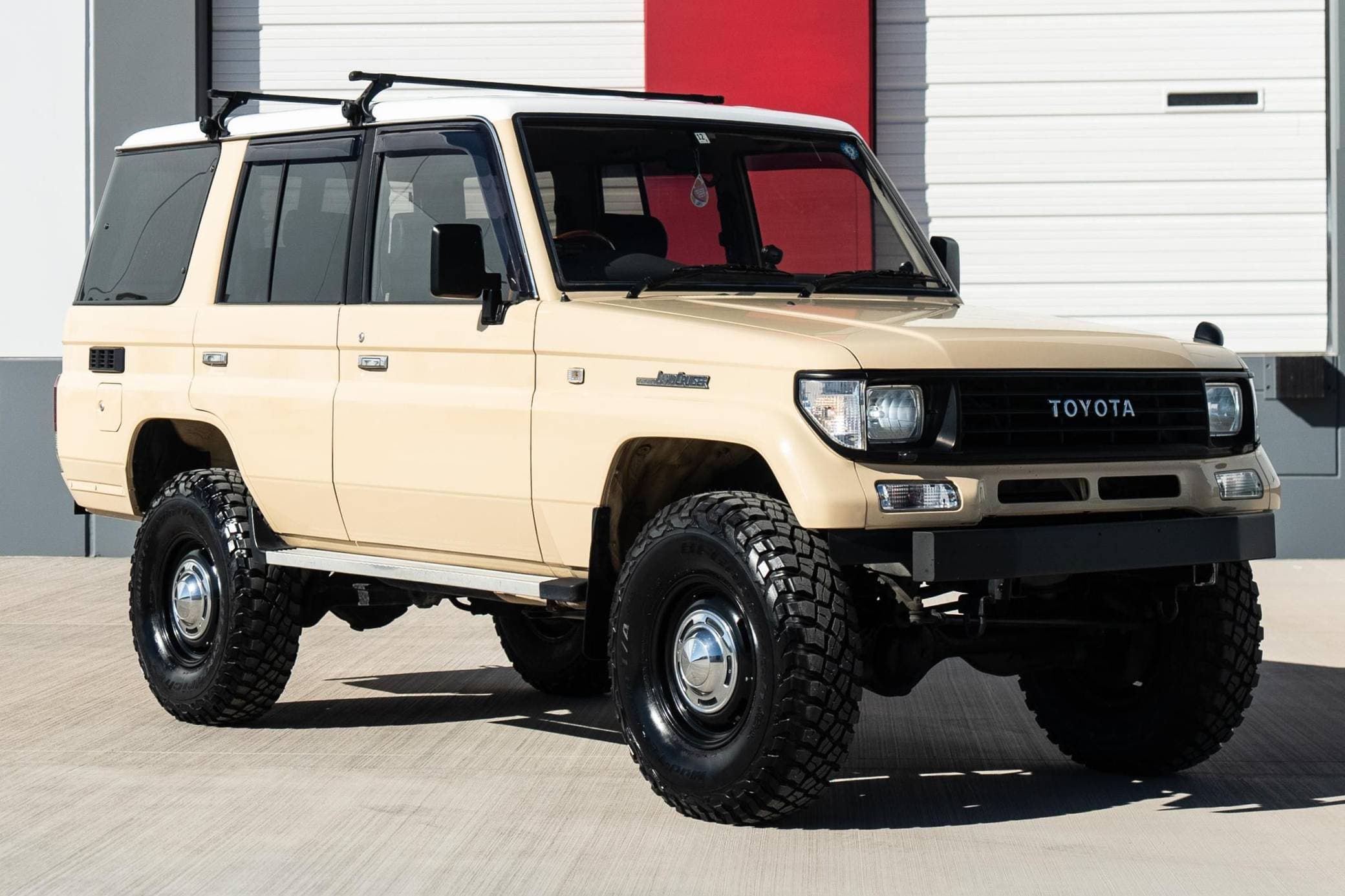 1994 Toyota Land Cruiser sold for $21,000