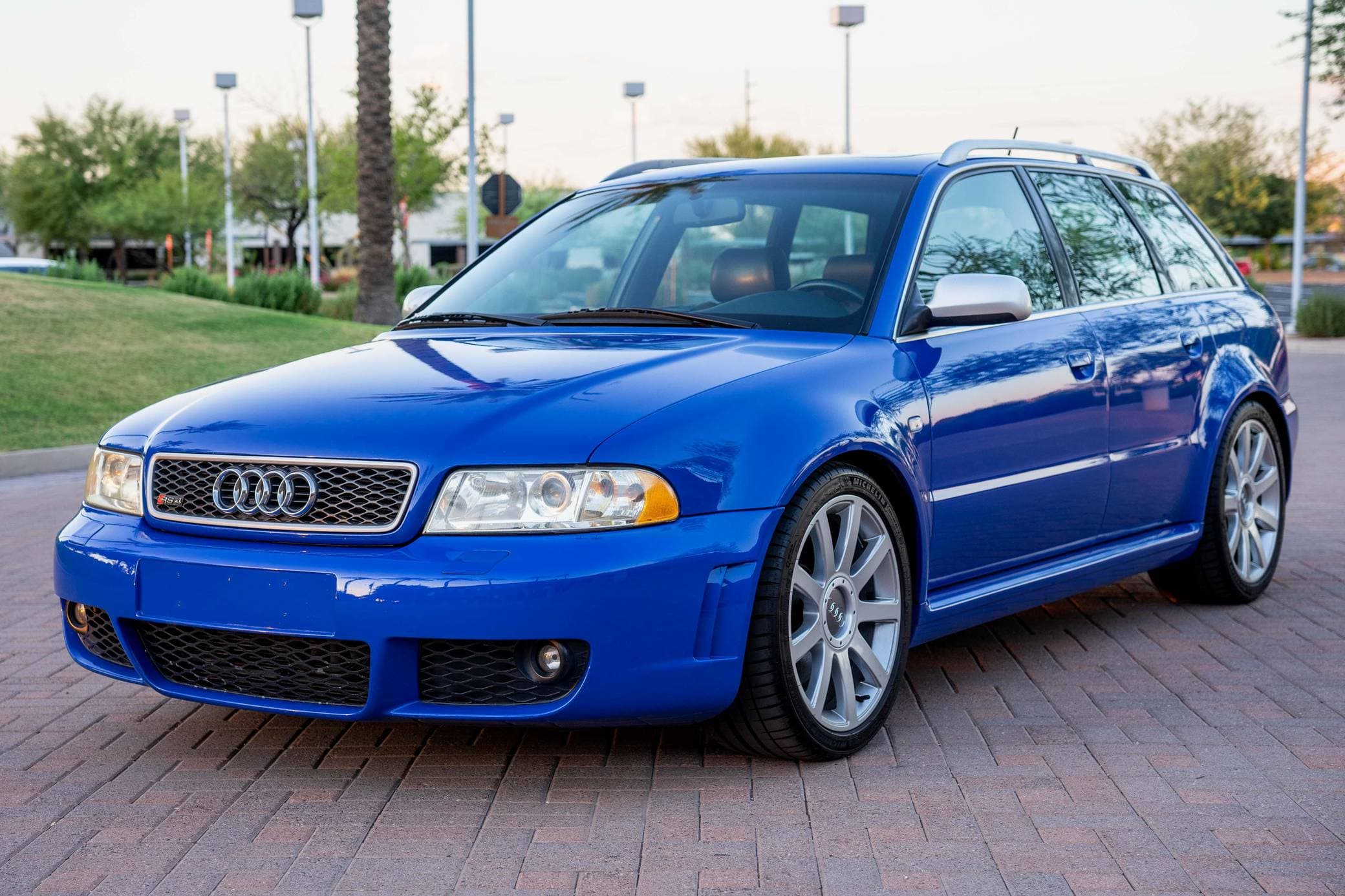 2001 Audi B5 RS4 sold for $86,500