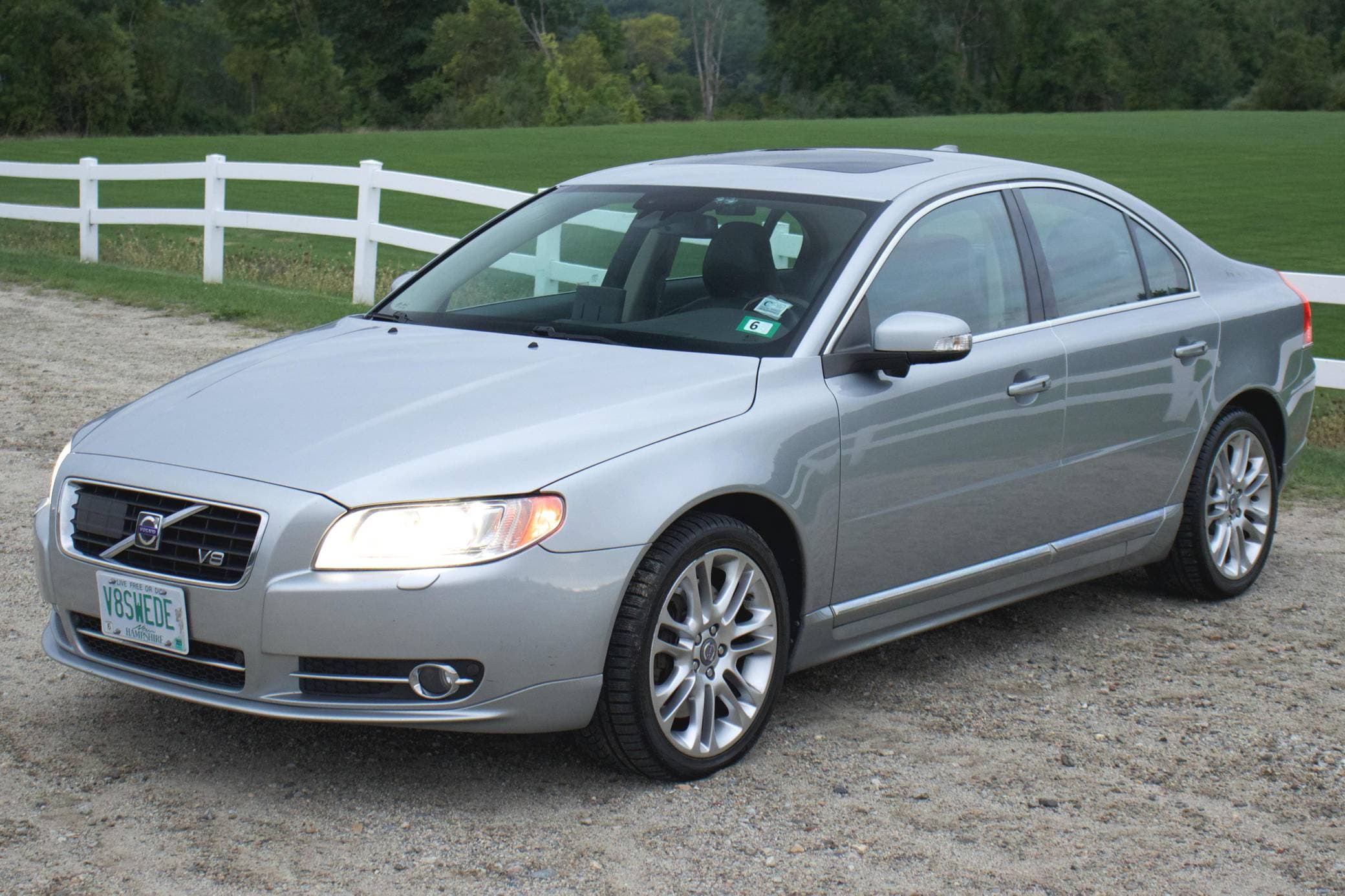 2008 Volvo S80 sold for $10,050