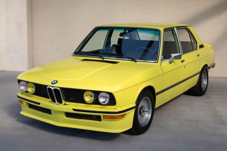 1975 BMW E12 5-Series sold for $75,000