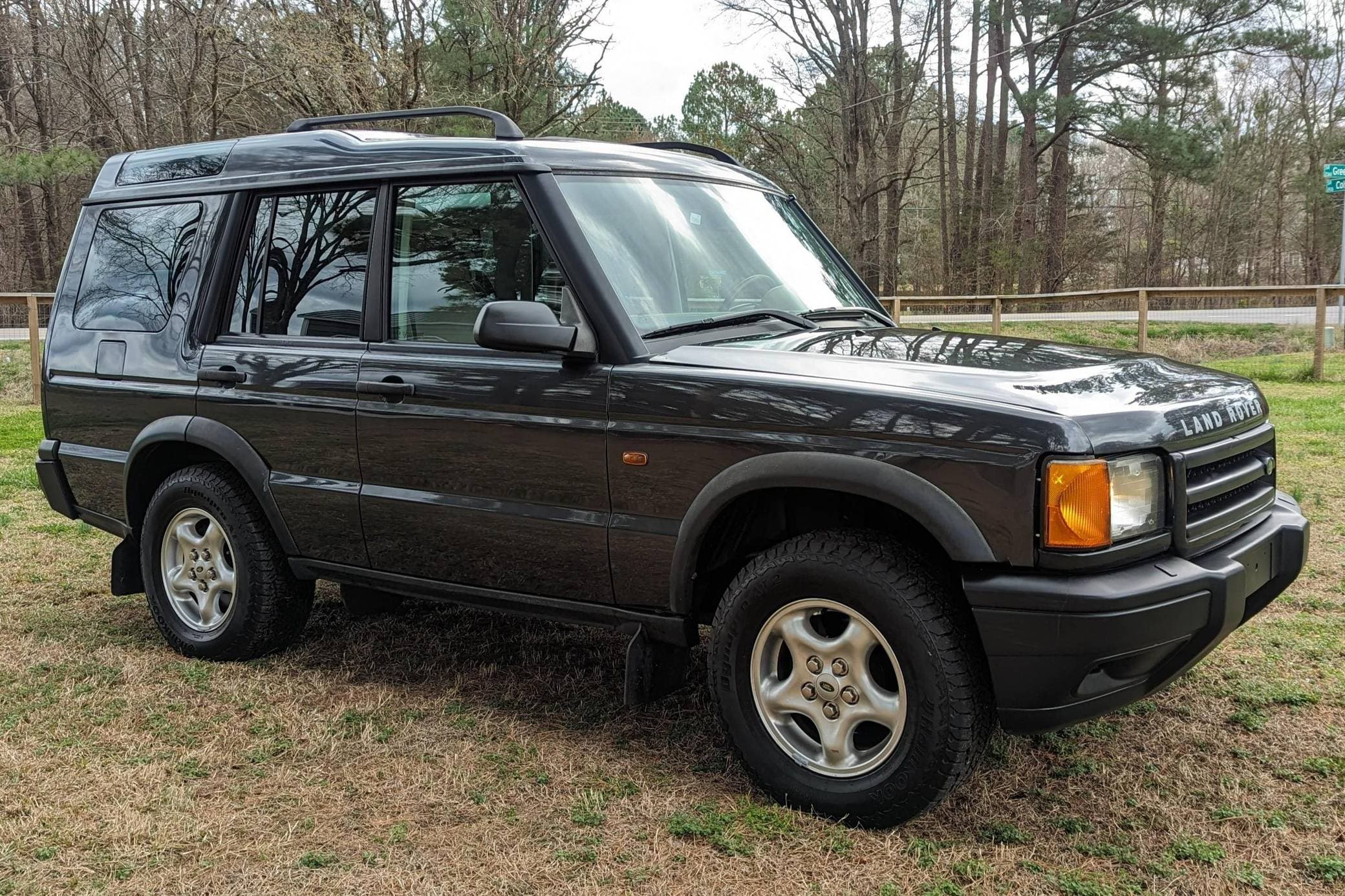2000 Land Rover Discovery sold for $11,100