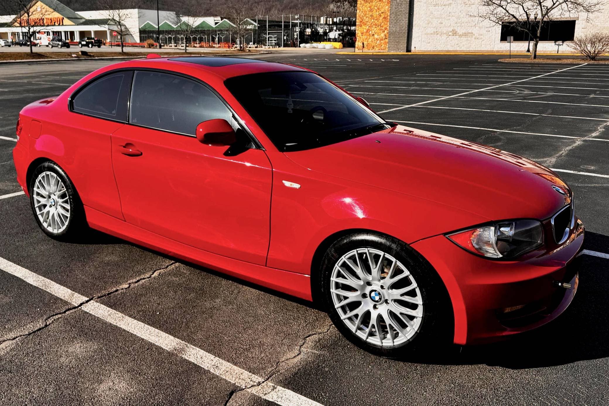 2010 BMW 1 Series sold for $15,128