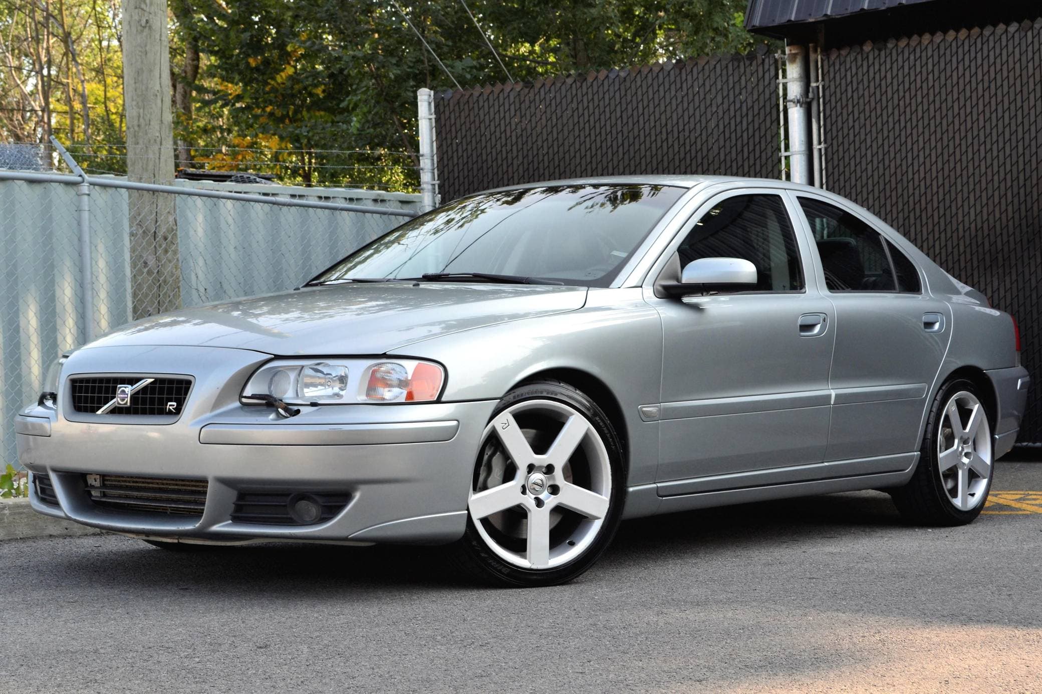 2006 Volvo S60 sold for $7,400