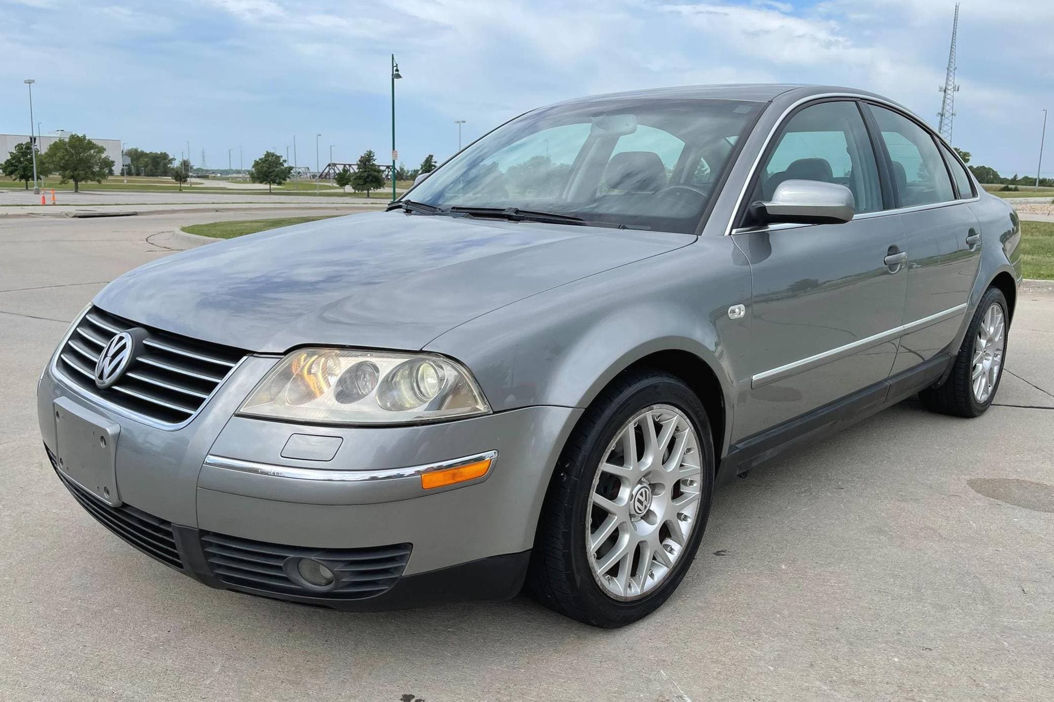 2003 Volkswagen Passat sold for $7,200