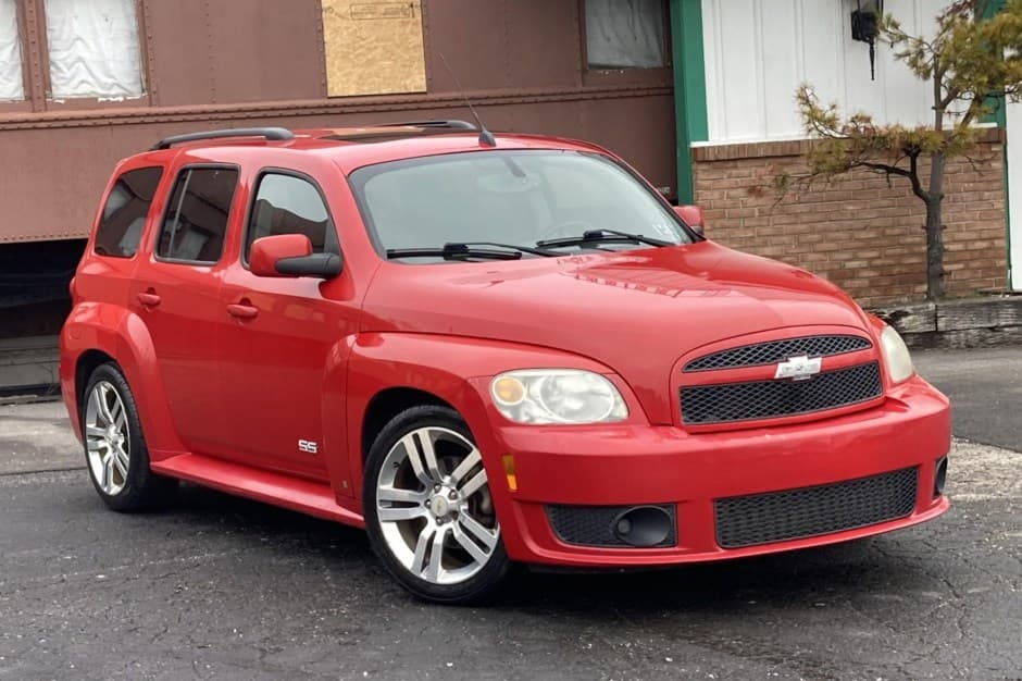 2009 Chevrolet HHR sold for $4,687