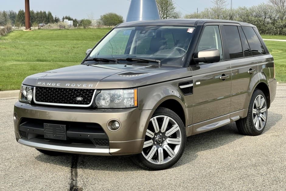 2013 Land Rover Range Rover Sport L320 sold for $32,000