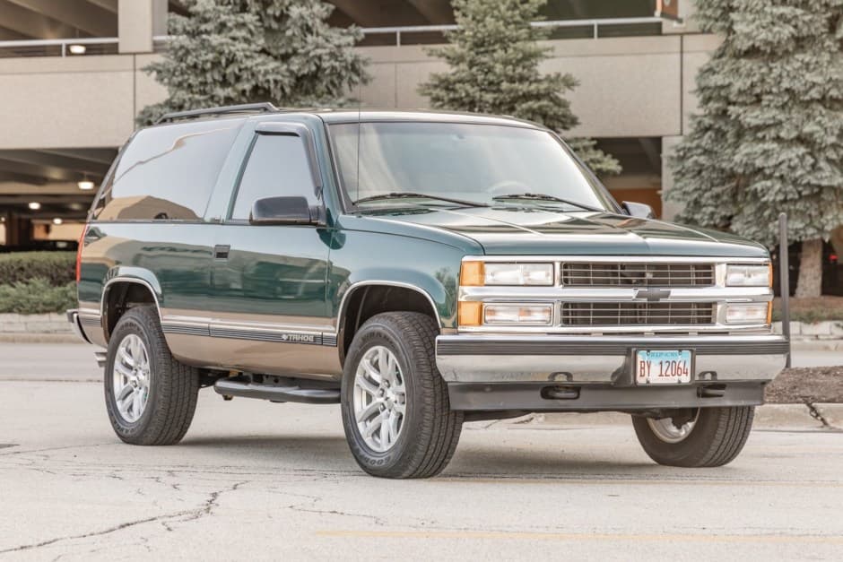 1999 Chevrolet Tahoe GMT400 sold for $18,000