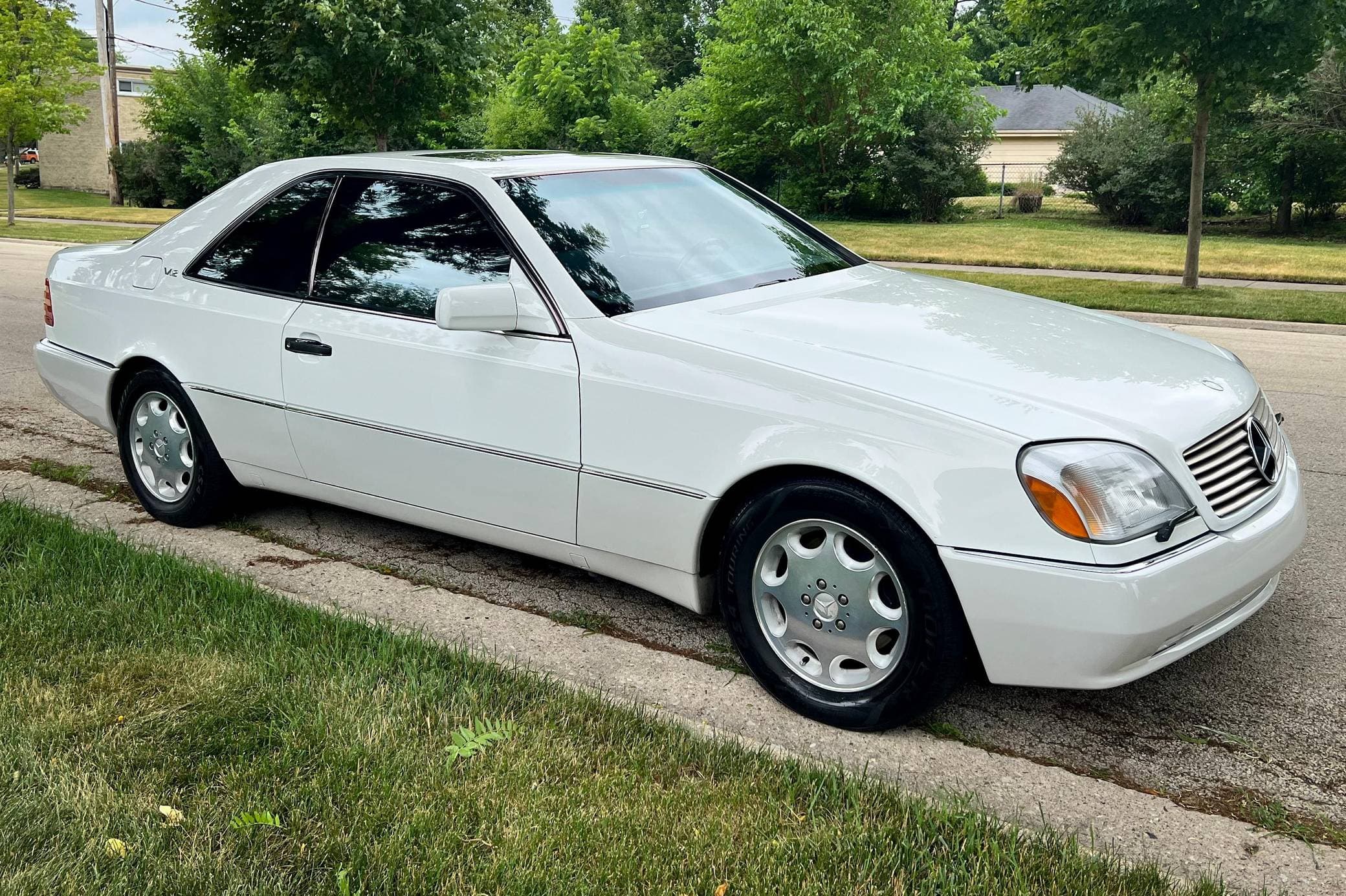 1995 Mercedes-Benz S-Class sold for $13,250