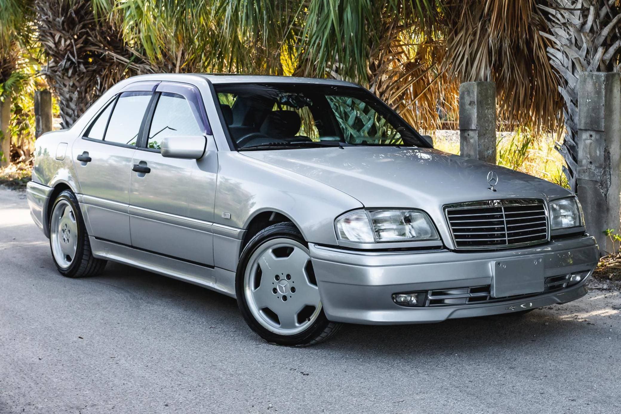 1996 Mercedes-Benz C-Class sold for $7,300