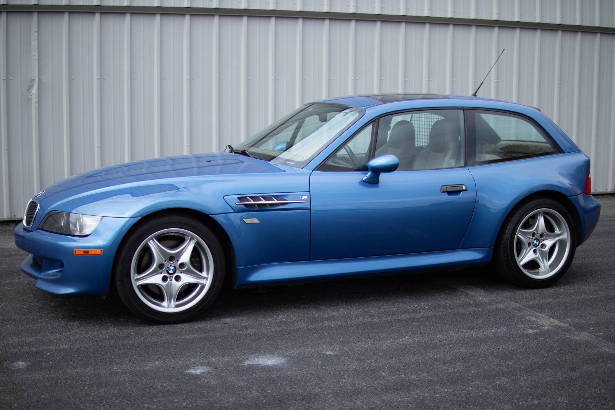 2000 BMW Z3 sold for $21,827