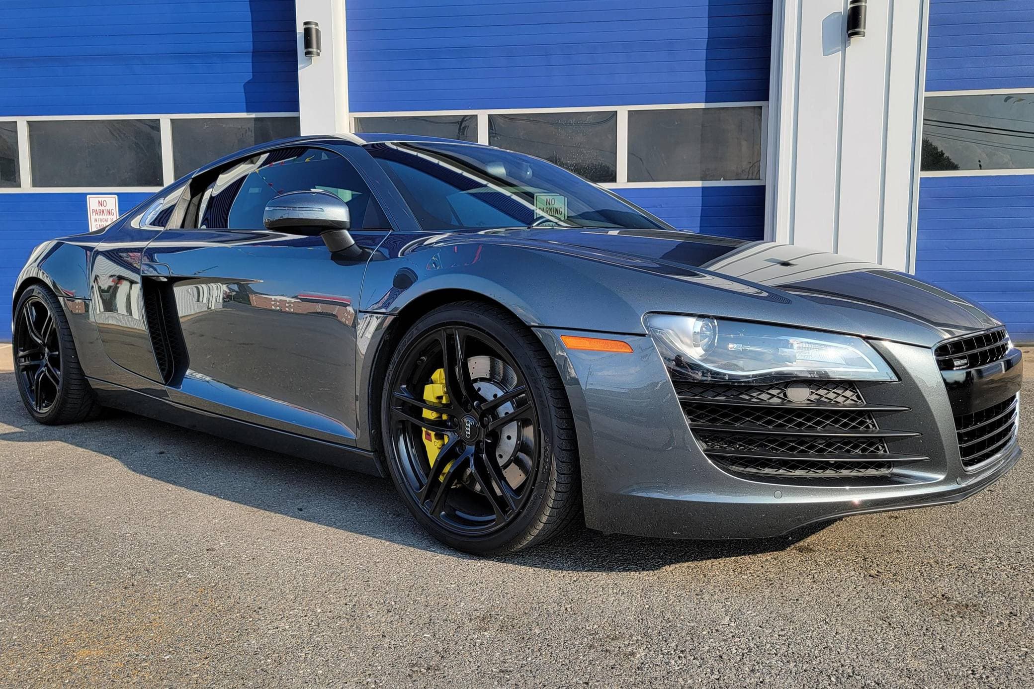 2009 Audi R8 sold for $65,048