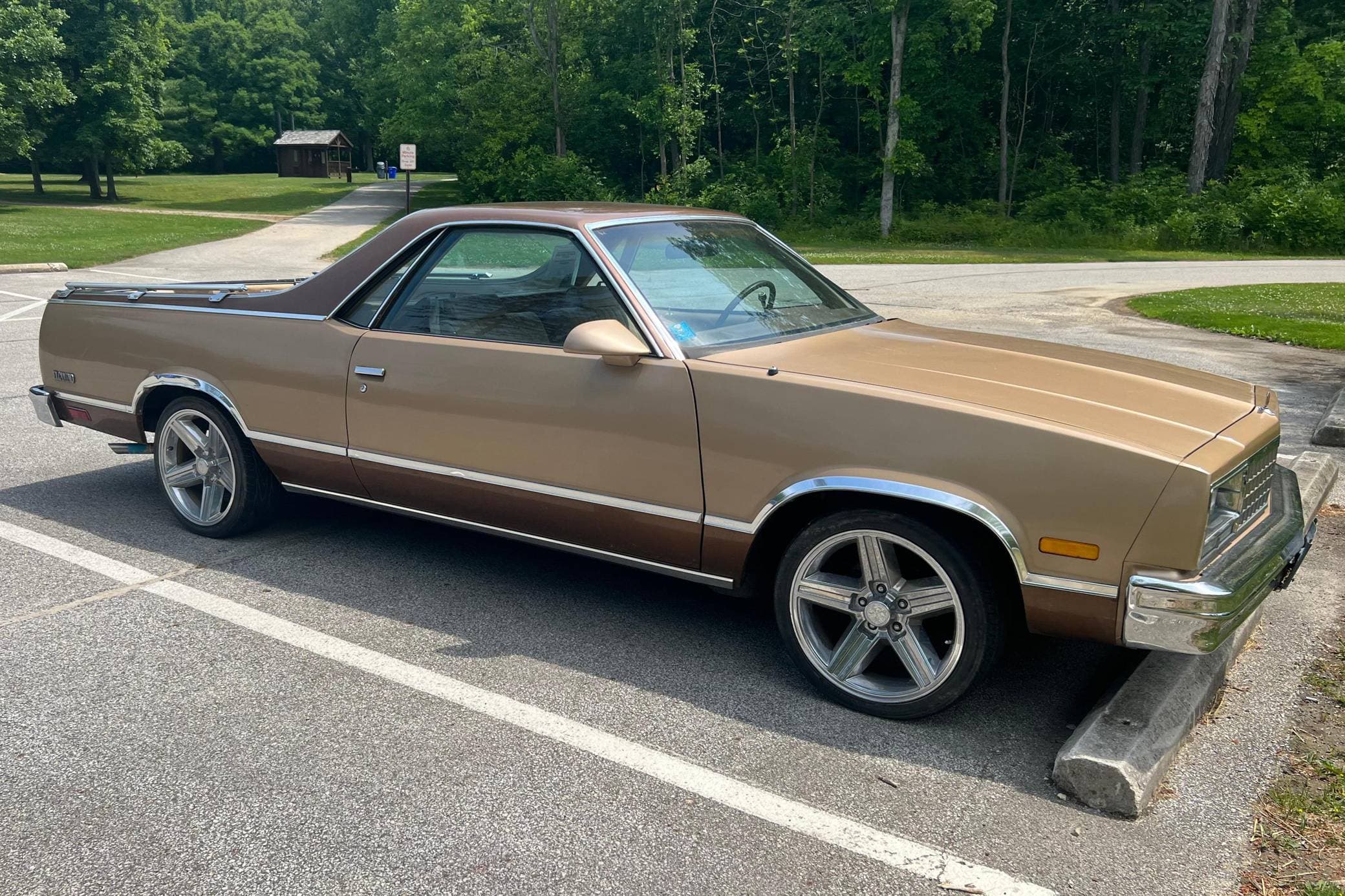 1987 Chevrolet El Camino sold for $8,000