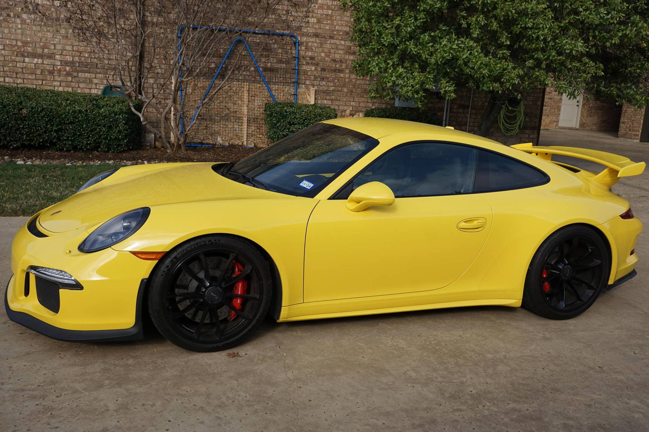 2015 Porsche 991 911 sold for $132,400
