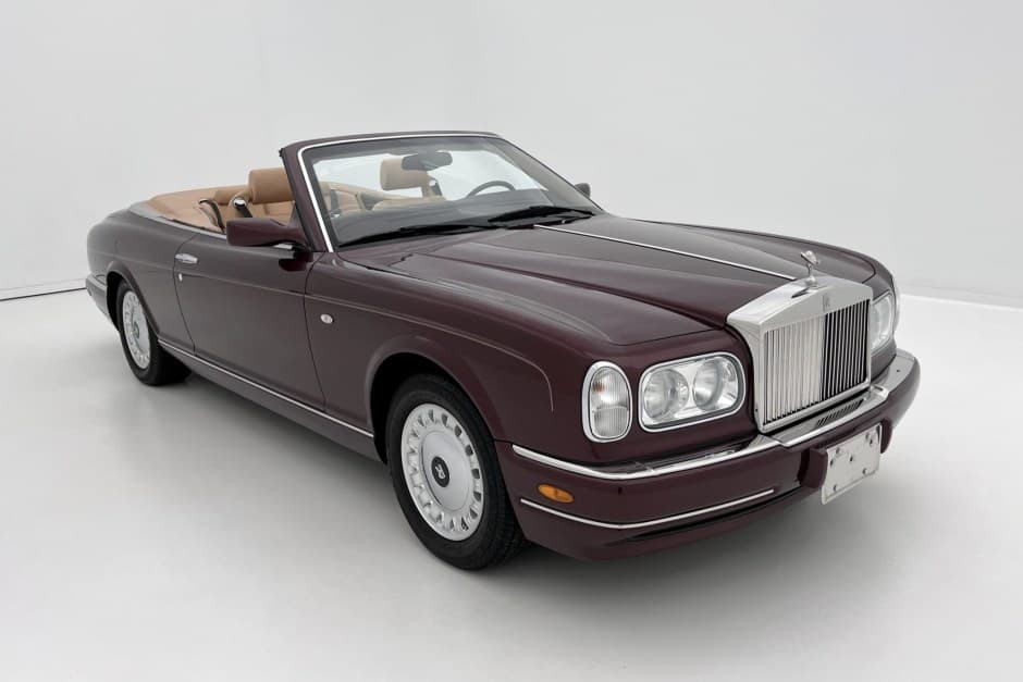 2000 Rolls-Royce Corniche sold for $83,000