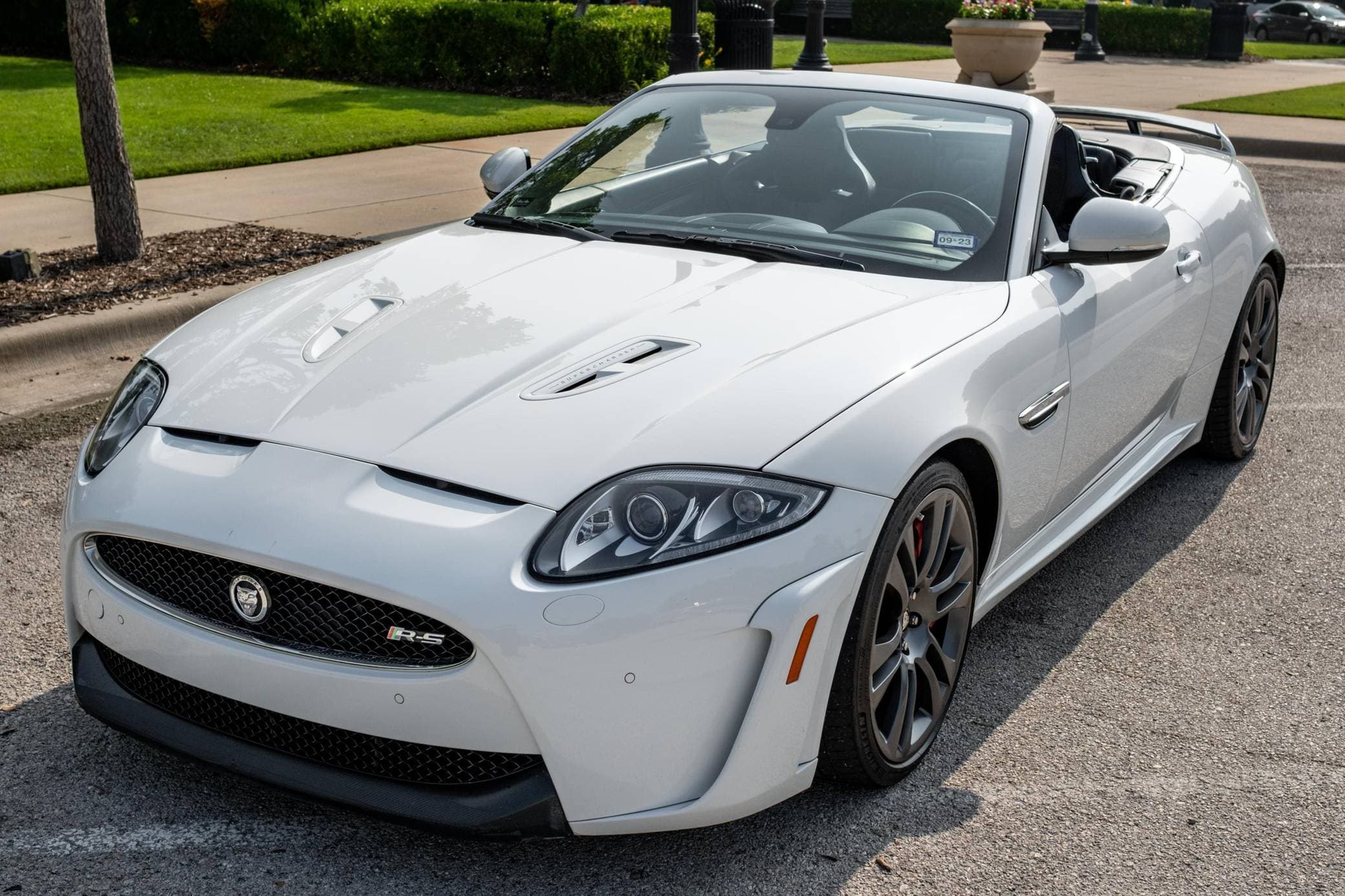 2013 Jaguar XKR sold for $29,000
