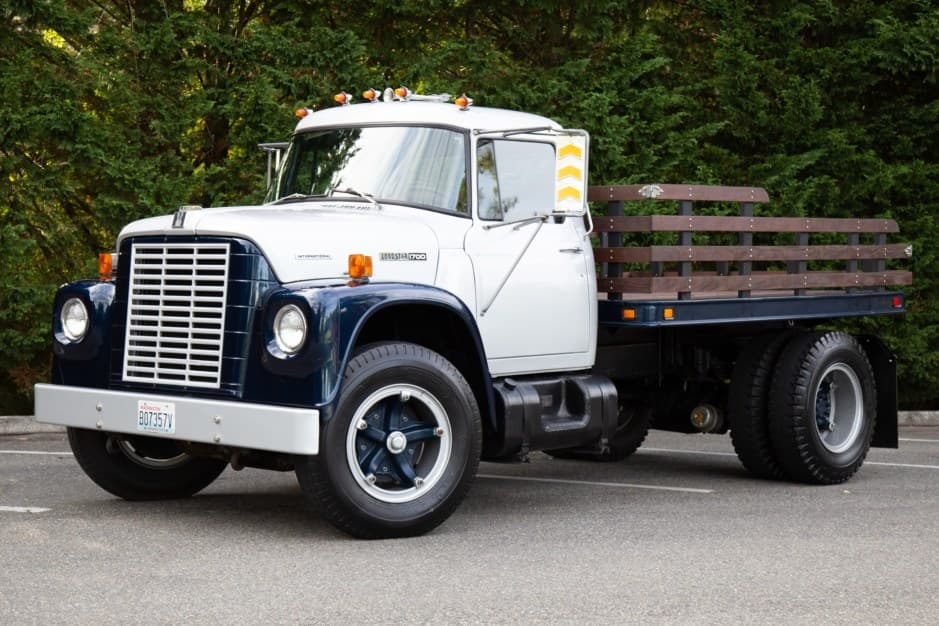 1972 International Harvester Loadstar sold for $15,000