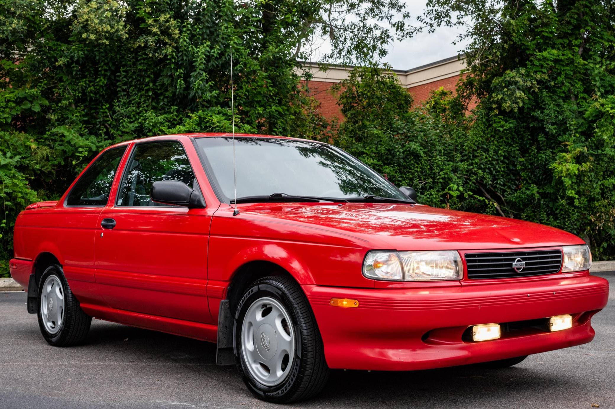 1993 Nissan Sentra sold for $12,100
