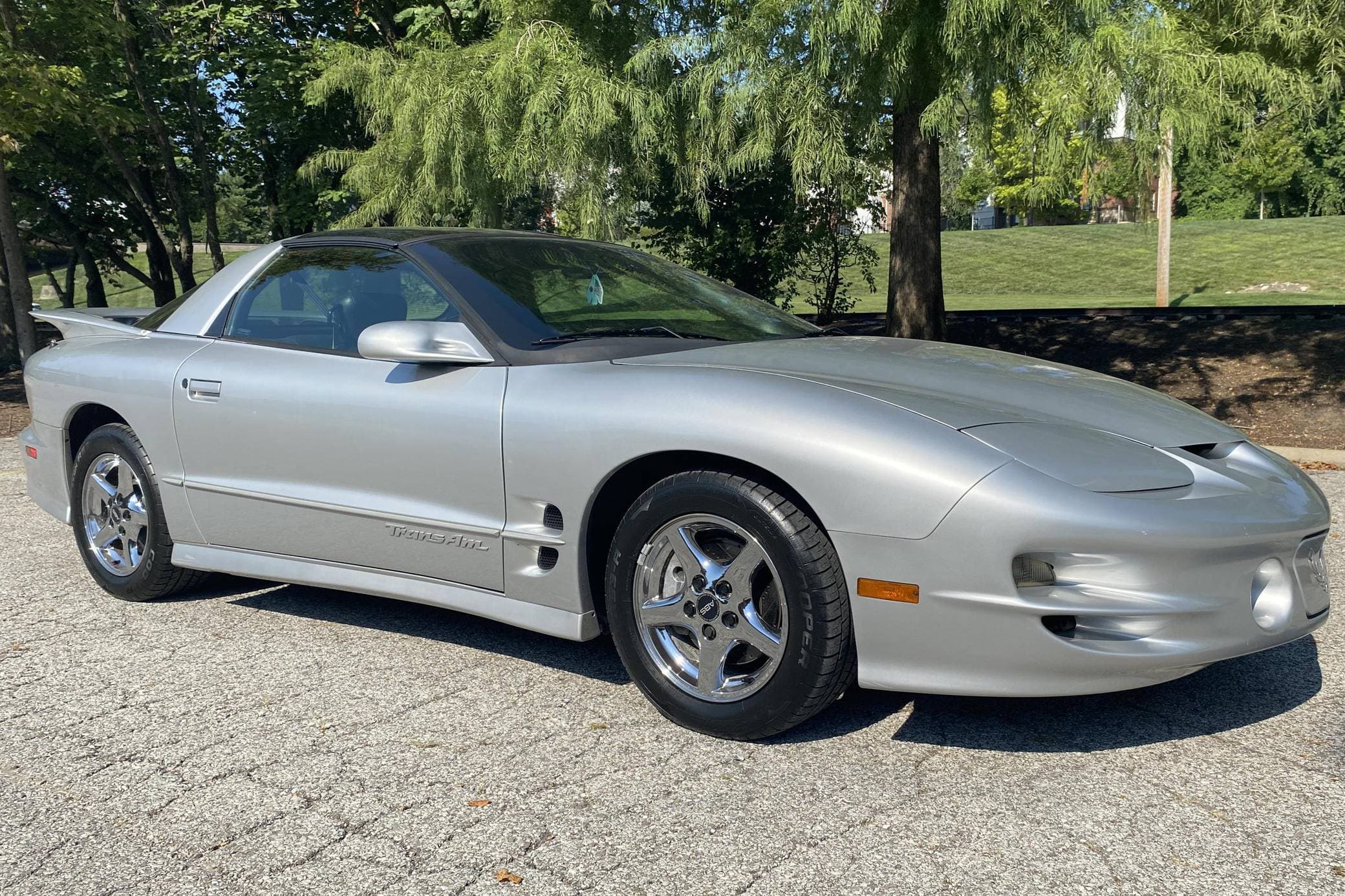 2002 Pontiac Firebird sold for $12,000