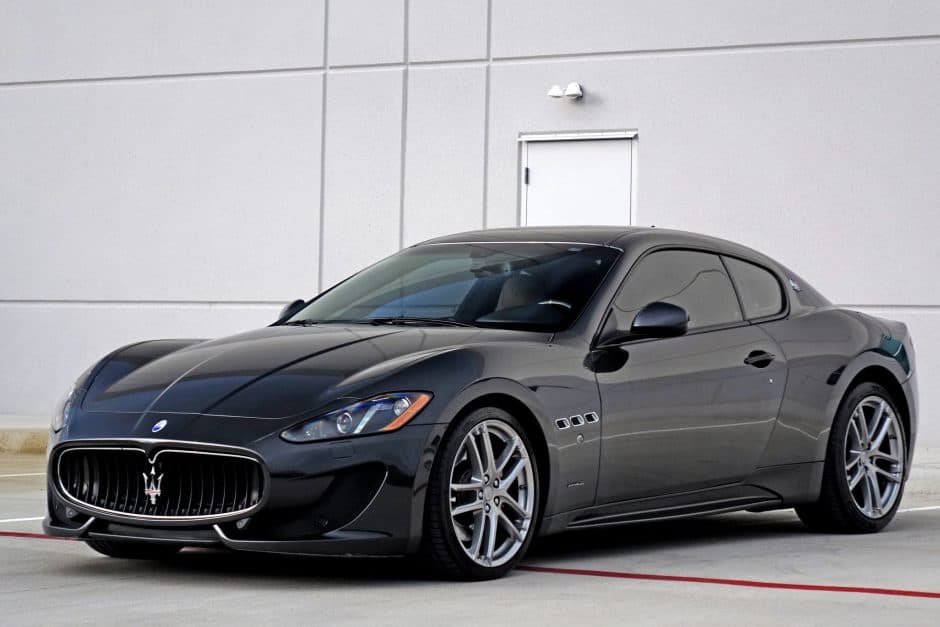 2013 Maserati GranTurismo sold for $41,330