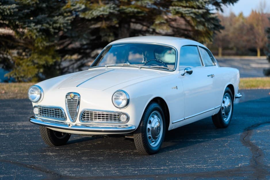 1960 Alfa Romeo 750/101 Series Giulietta & Giulia sold for $42,250