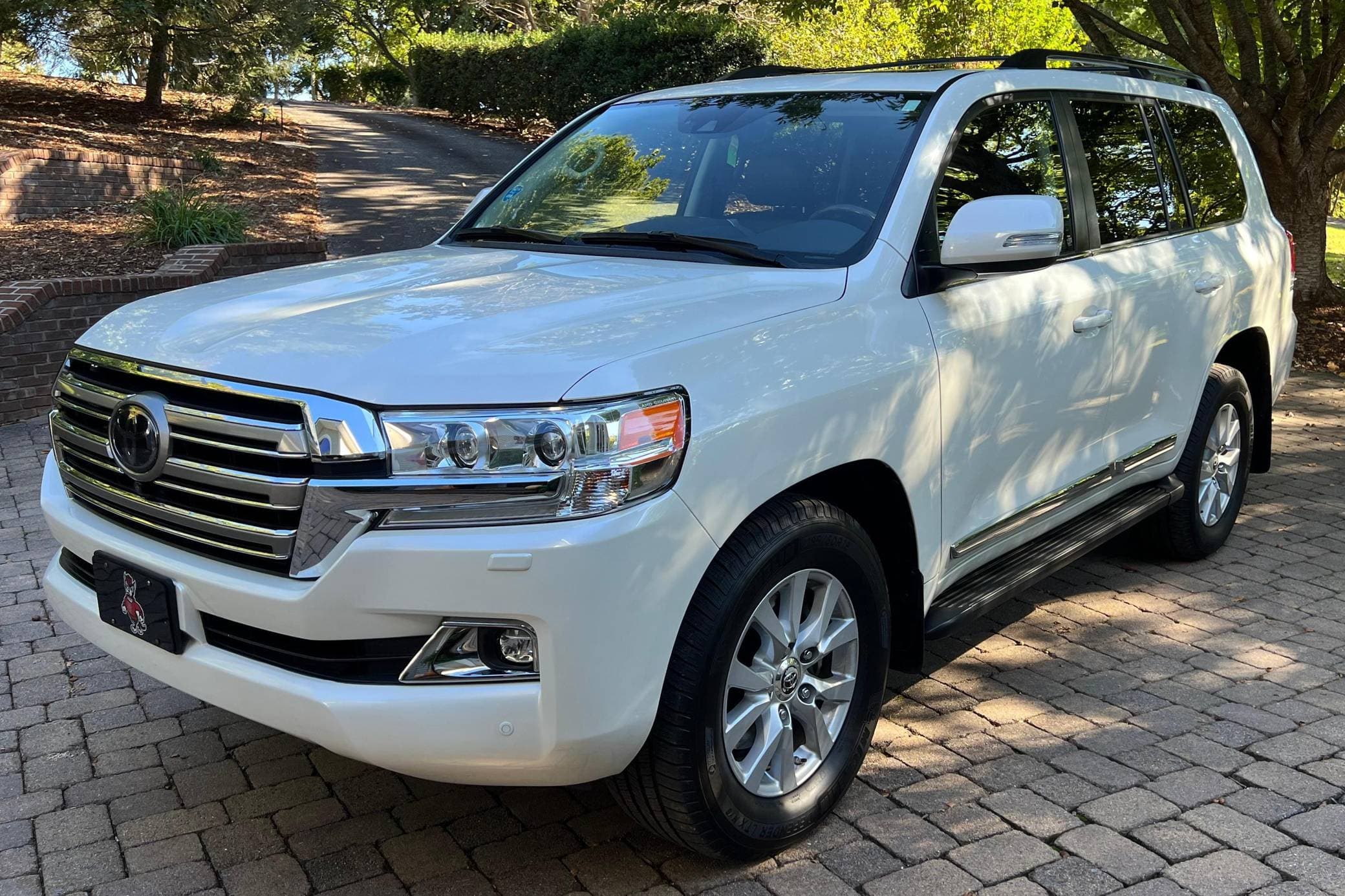 2018 Toyota Land Cruiser sold for $47,805