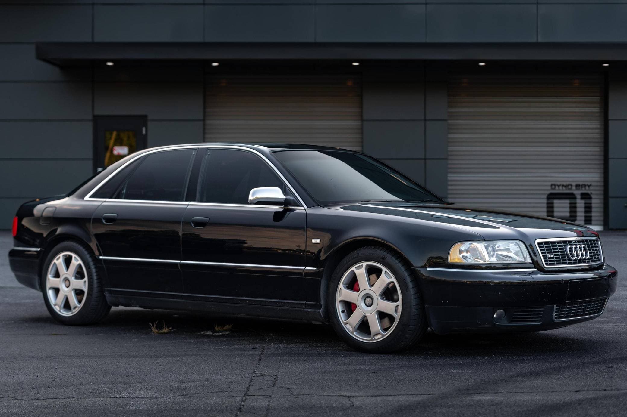 2002 Audi S8 sold for $11,450