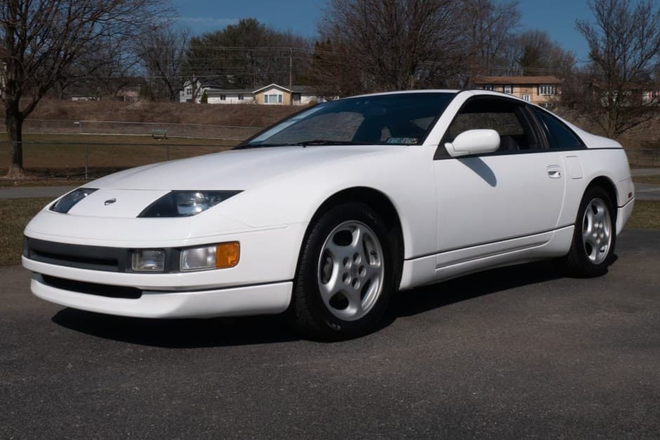 1994 Nissan Z32 300ZX sold for $14,750