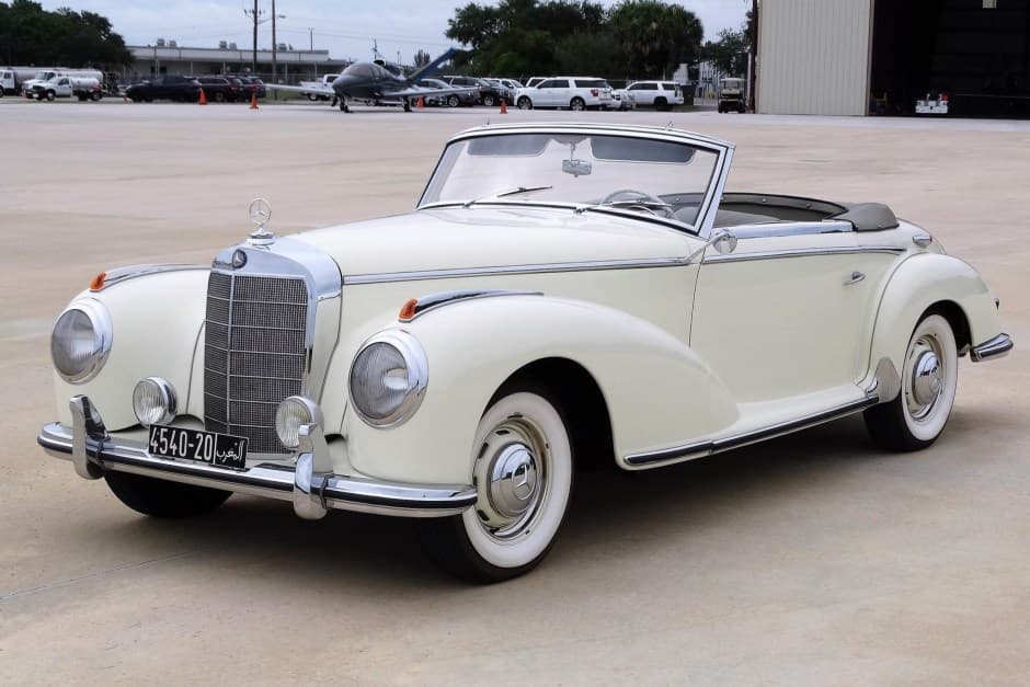 1952 Mercedes-Benz W186 & W189 Adenauer sold for $426,000