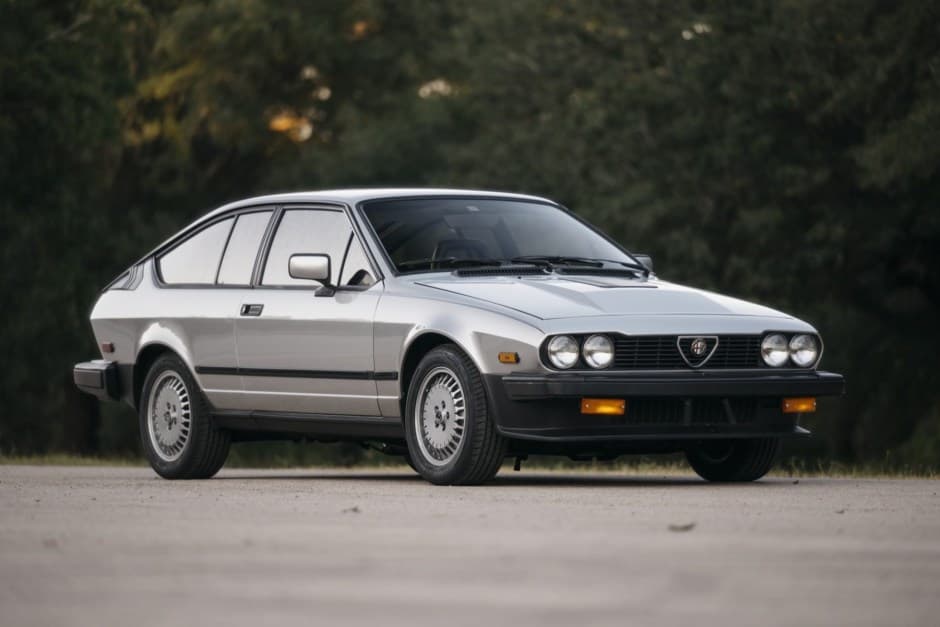 1985 Alfa Romeo GTV6 sold for $33,001