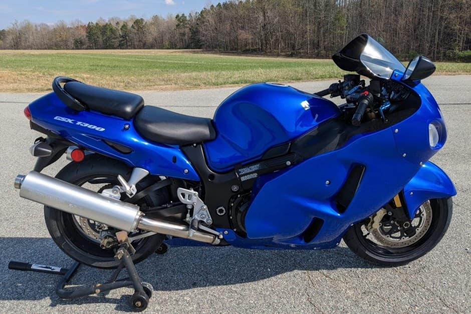2007 Suzuki Motorcycles sold for $8,400