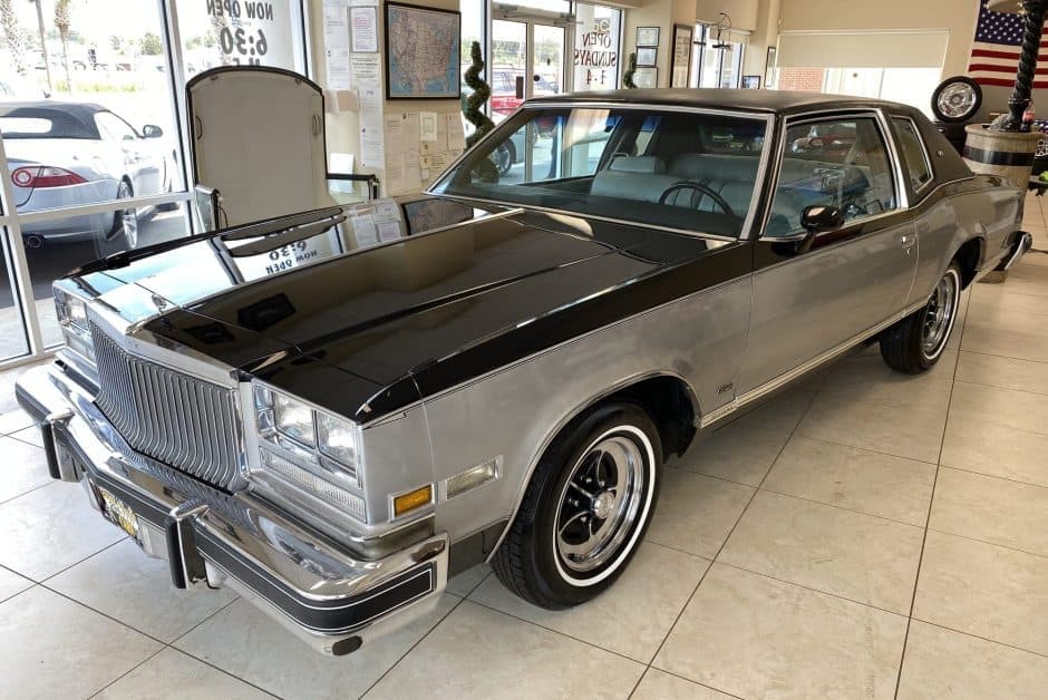 1978 Buick Riviera sold for $13,200