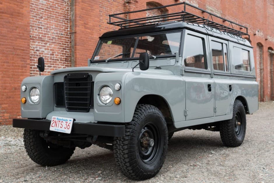 1981 Land Rover Series 109 sold for $42,750