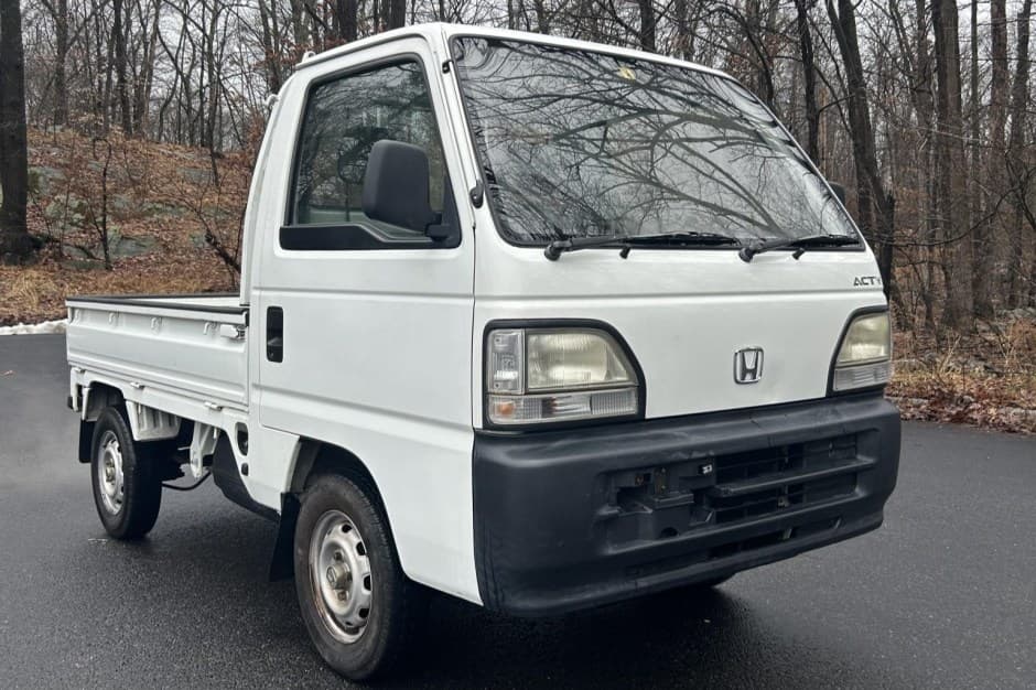 1998 Honda Acty sold for $9,600