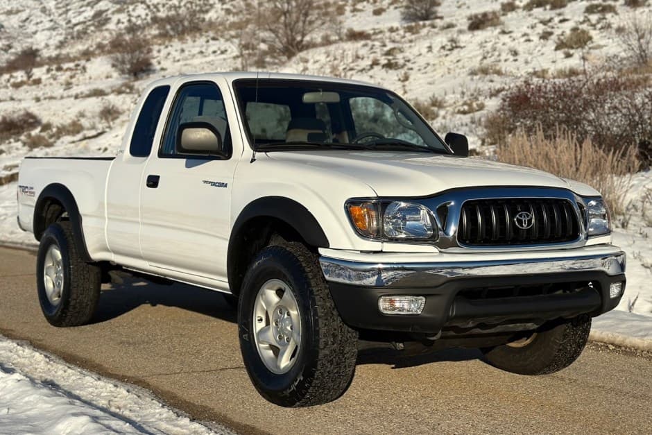 2002 Toyota Tacoma (N1X0 1995-2005) sold for $20,250