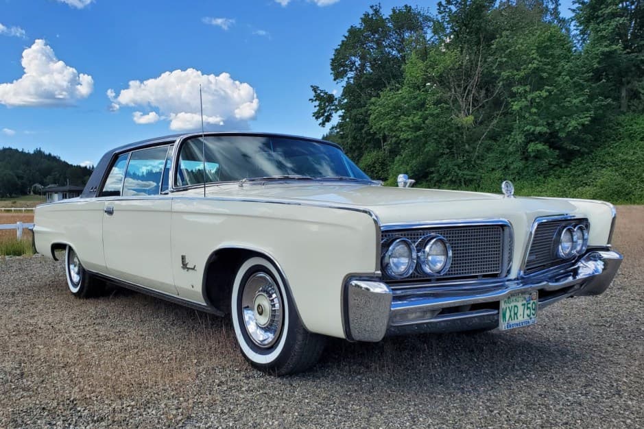 1964 Chrysler Imperial sold for $13,000