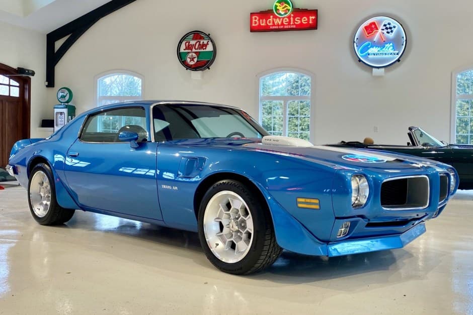 1972 Pontiac Firebird (1970-1981) sold for $88,000