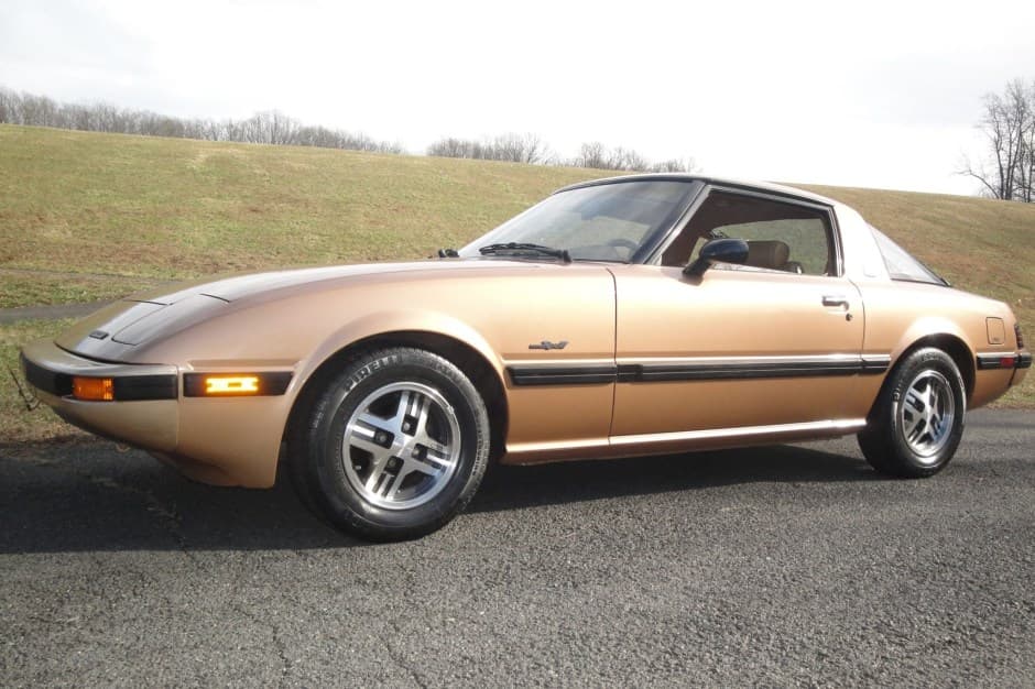 1983 Mazda RX-7 FB sold for $24,000