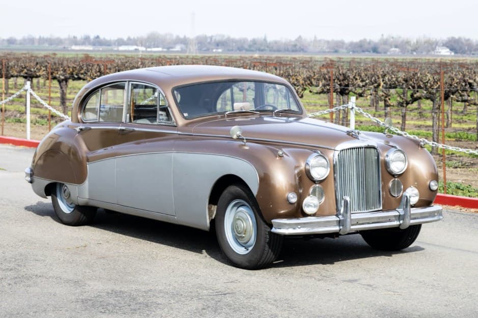 1959 Jaguar Mk VII, VIII, & IX sold for $16,000
