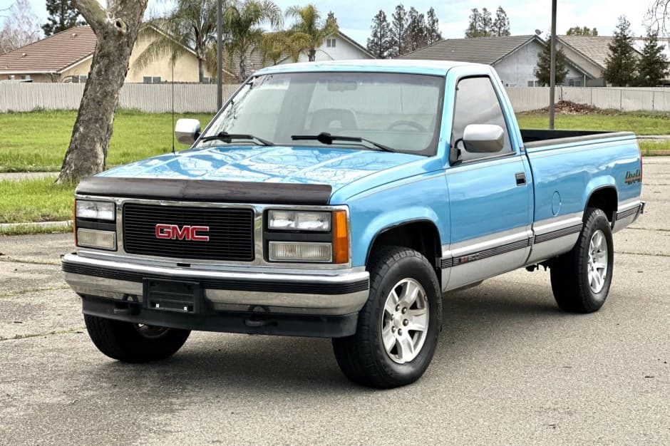 1993 GMC Sierra (GMT400 1988-2002) sold for $20,000