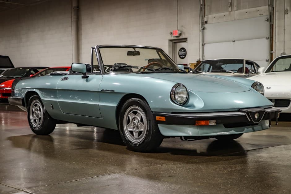1984 Alfa Romeo 105/115 Spider Series 3 sold for $11,750