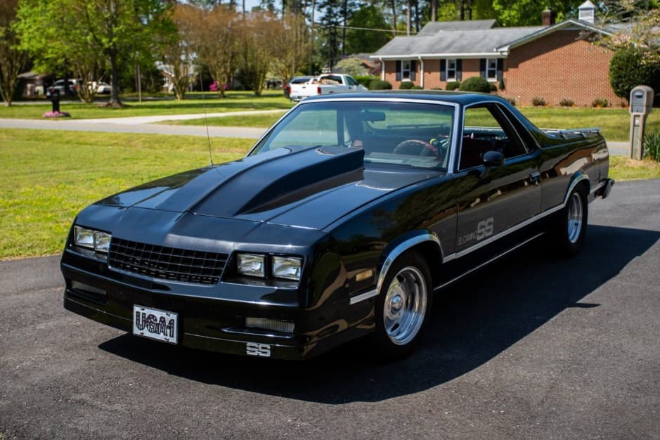 1985 Chevrolet El Camino sold for $10,500